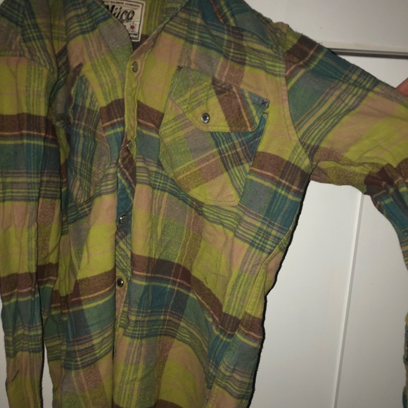 Flannel - Picture 1 of 2